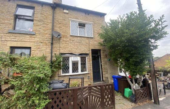 Property in need of general modernisation in Sheffield photo