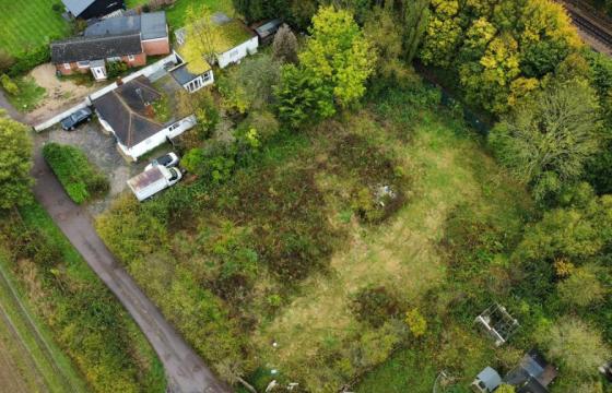 0.37-acre plot in Epping photo
