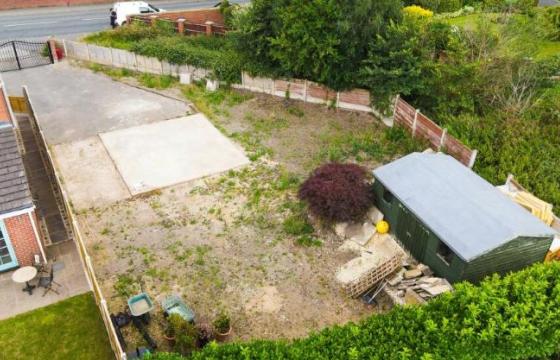 Plot for sale in Wakefield photo