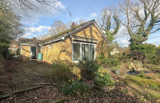 REFURBISHMENT/RE-DEVELOPMENT OPPORTUNITY in Chelmsford photo