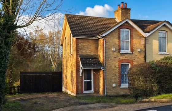 The property requires a program of refurbishment in Faversham photo