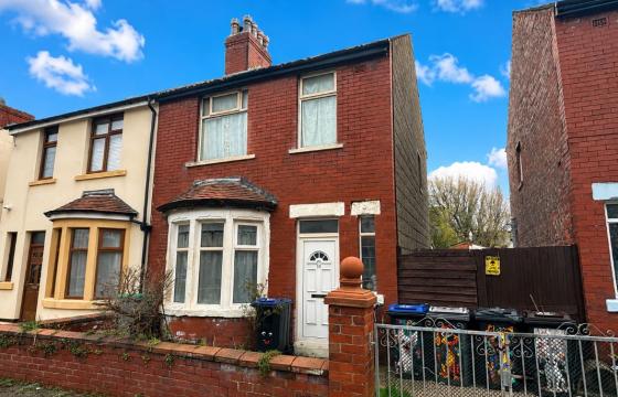 Scope for refurbishment in Blackpool photo