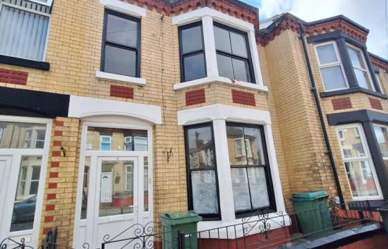 Property In need of renovation in Wallasey photo