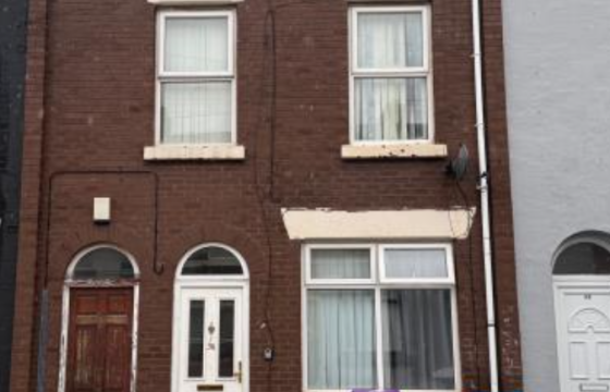 Terraced house for refurbishment in Liverpool photo