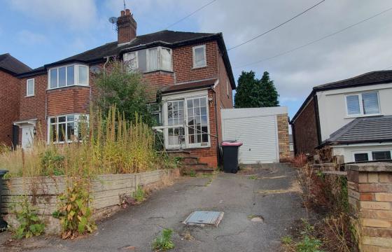 Requires complete refurbishment in Sutton Coldfield photo