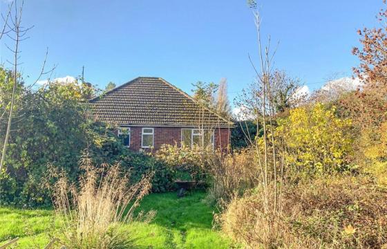 Under Offer, Property for refurbishment in North Killingholme photo