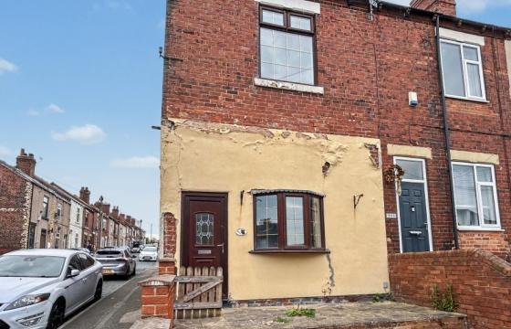 Requires a full refurbishment in Pontefract photo