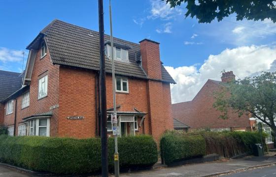 Property requiring refurbishment in Leicester photo