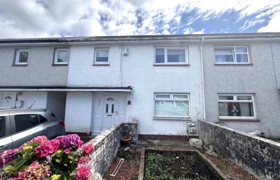Villa requiring modernisation in Paisley photo