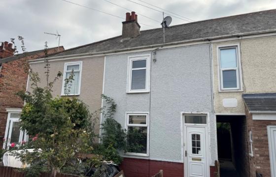 Terraced house for refurbishment in King's Lynn photo