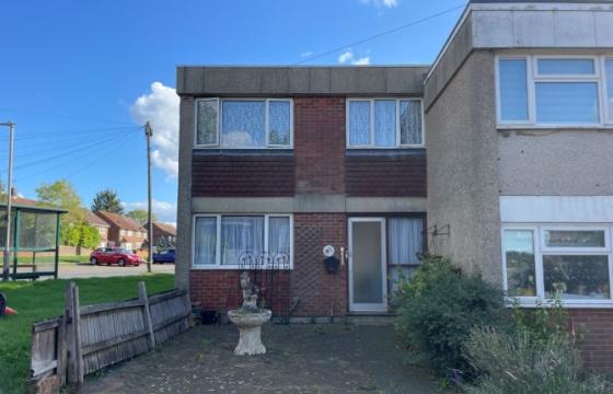 Terrace House requires a program of refurbishment in Borehamwood photo