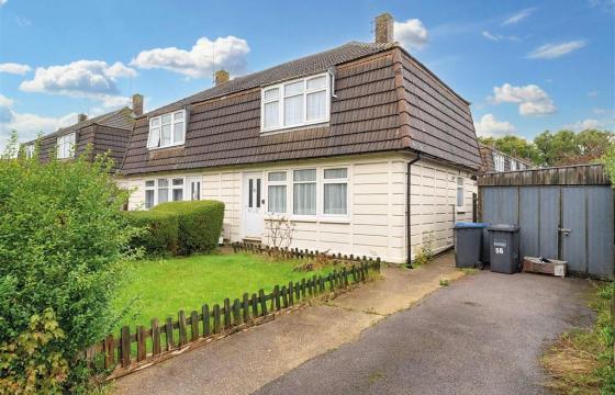 House requiring modernisation in BURGESS HILL photo