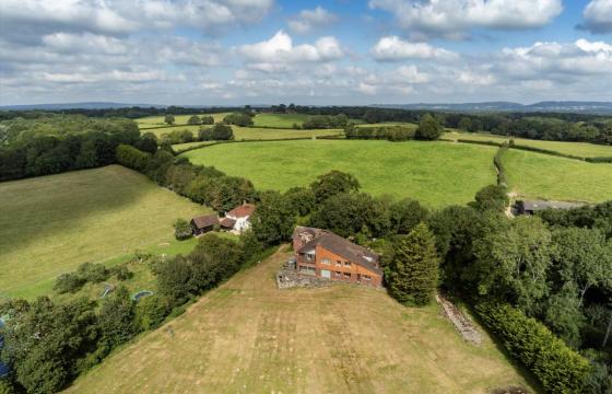 Land for sale in BILLINGSHURST photo