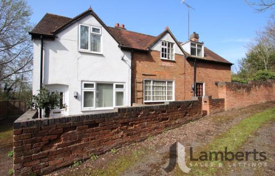 Renovation for sale in Redditch photo