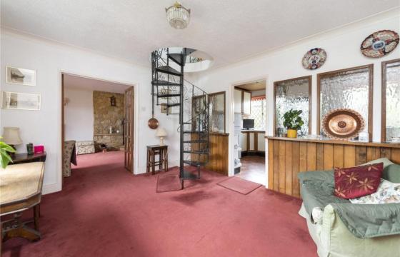 Under Offer, Property for modernisation in Langport photo