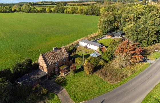 Land for sale in Yielden photo