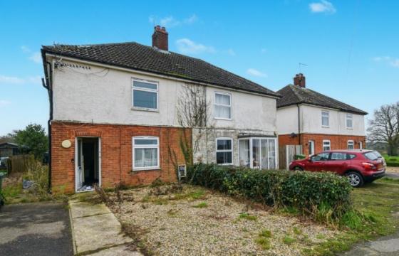 Semi Detached House for refurbishment in Norwich photo