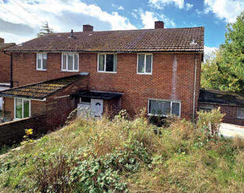 House will require extensive updating in Southampton photo