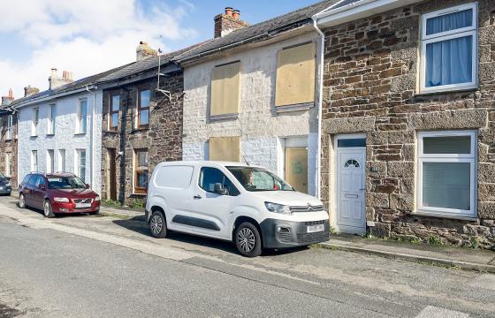 In need of complete refurbishment in Redruth photo