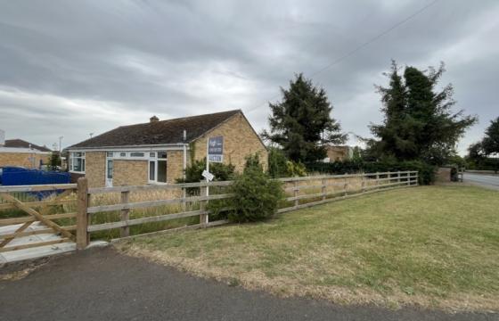Bungalow for modernisation in Bedale photo