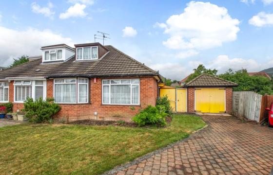 Semi-detached dormer bungalow for modernisation in Alvechurch photo