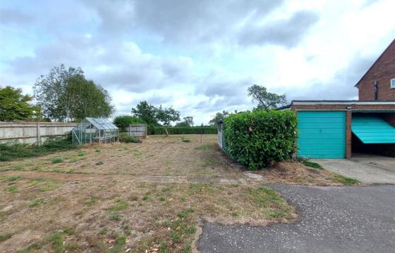Land for sale in Aston Abbotts photo