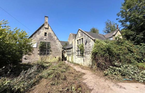 Former Victorian School & School House in Clandown photo