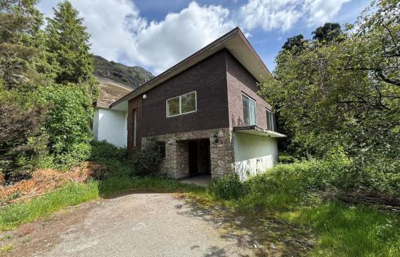 The property requires extensive modernisation in Oswestry photo