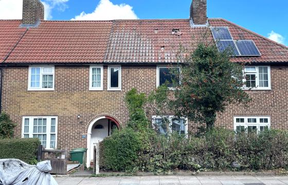 A Terrace House requiring modernisation in Bromley photo