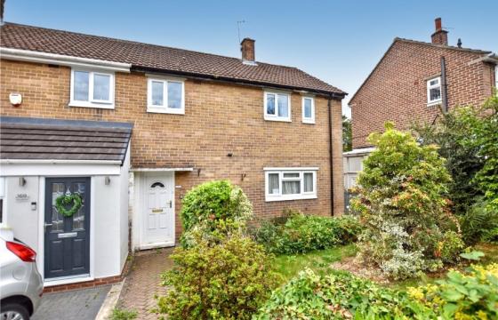 Semi-detached house requires renovation in Wakefield photo