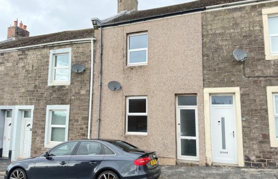 Terraced house for modernisation in Whitehaven photo