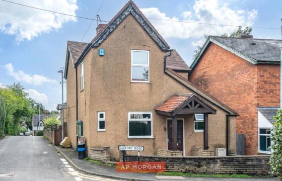 Renovation opportunity in Bournheath photo