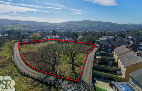 Land for sale in Glossop photo