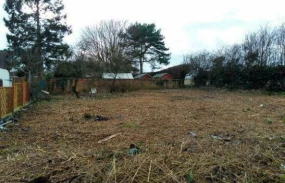 Land for sale in Louth photo