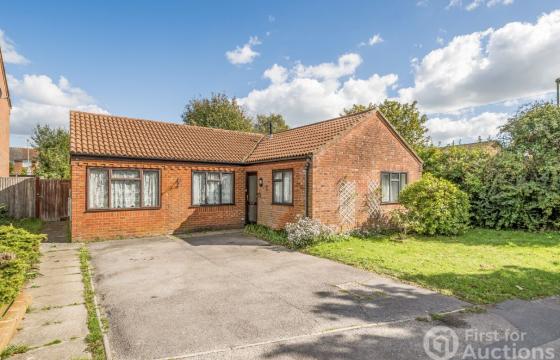 Property to modernise in Southampton photo
