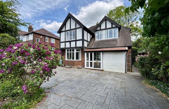 Opportunity for modernisation in Romiley photo