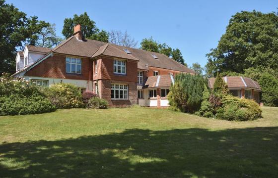 Redevelopment opportunity in WEYBRIDGE photo