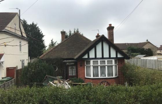Redevelopment for sale in Sunbury-on-Thames, Middlesex photo