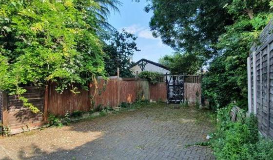 Development opportunity in Leigh-on-Sea photo