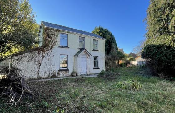 Property for renovation in Monmouth photo