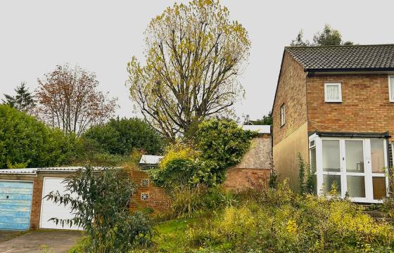 Freehold land in Hemel Hempstead photo