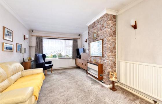 Under Offer, Extension potential in Chorleywood photo