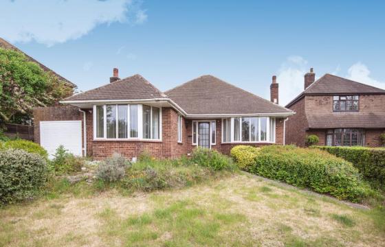 Property for updating in Woking photo