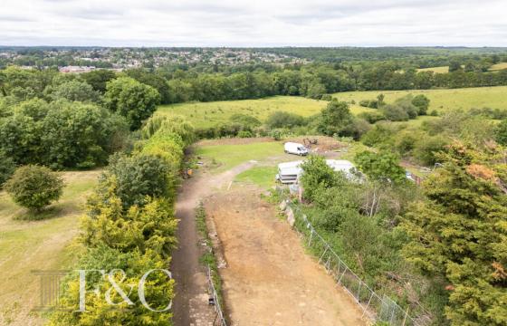 Land for sale in Goffs Oak photo