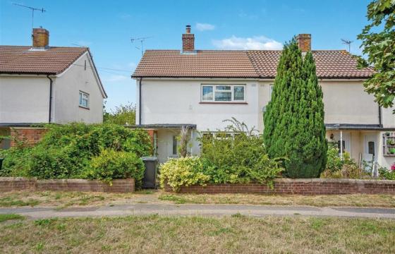 House requiring modernisation in TONBRIDGE photo
