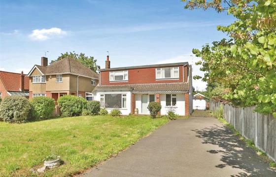 Bungalow In need of full refurbishment in NORWICH photo