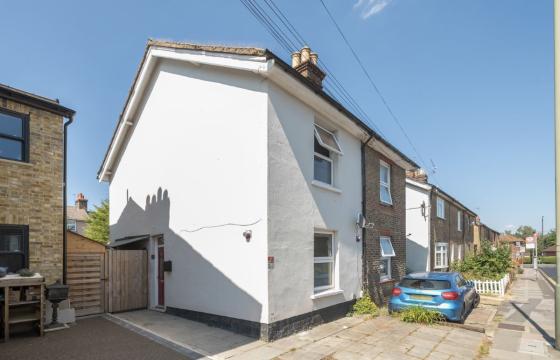 Property for improvement in Chislehurst photo
