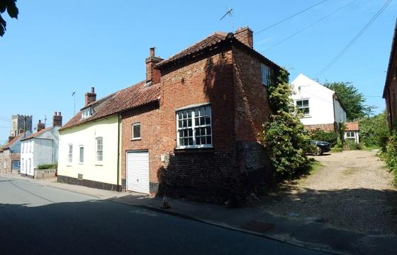 Cottages in need of updating in Wells-Next-The-Sea photo