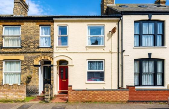 The property requires a program of refurbishment in Lowestoft photo