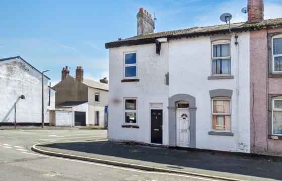 House requiring a full scheme of renovation in Fleetwood photo